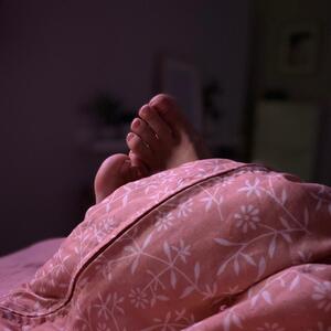 Zhyra_feet mym