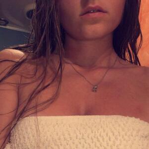 _-laura-_ mym