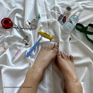 __50nuancesdepieds_infirmiere mym