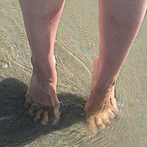 __my_pretty_body_and_feet__ mym