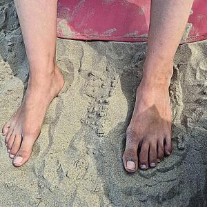 __my_pretty_body_and_feet__ mym