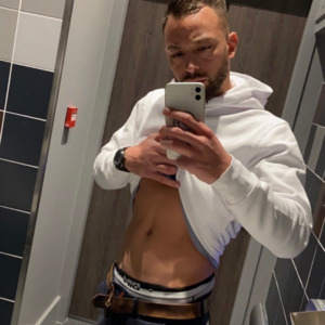 __tommy_ mym
