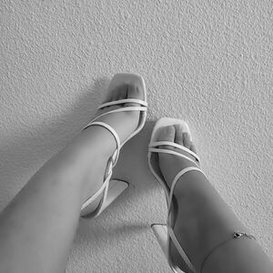 _brunettefeet_ mym