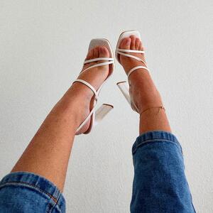 _brunettefeet_ mym