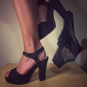 _feet-love_ mym