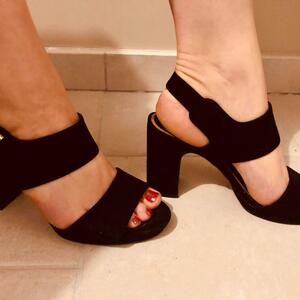 _feetgirly_ mym