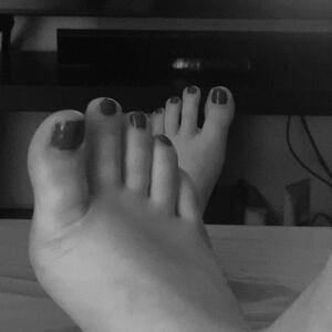 _jolies_pieds_ mym