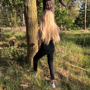 _laura-world mym