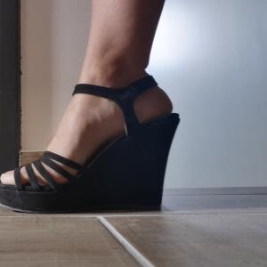 _lolafeet22_ mym