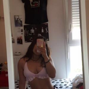 _manon_18 mym