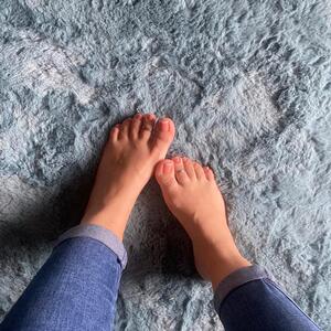 _pretty_little_foot mym