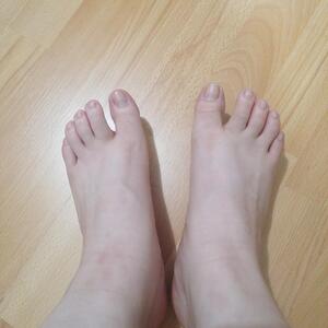 _sarah_feet_ mym