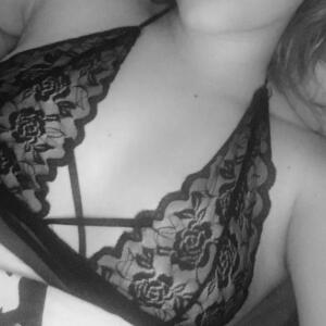 _seensuellee_ mym