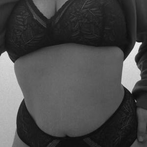lovelyblackandwhite mym